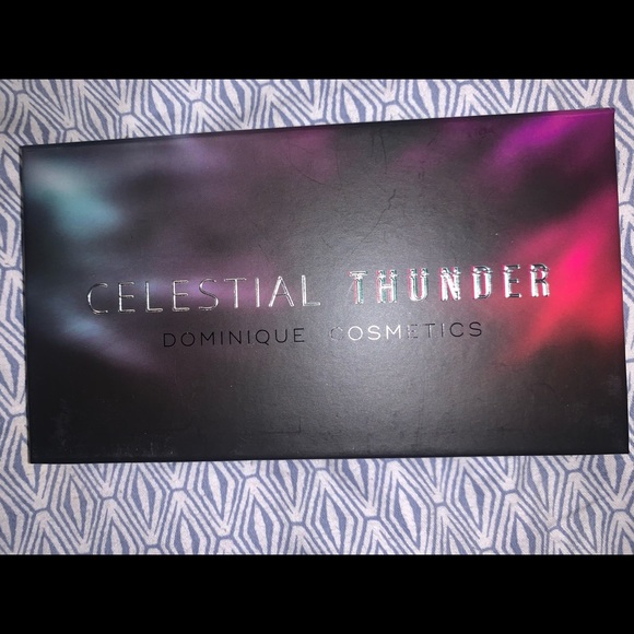 Celestial Thunder Eyeshadow Palette - Picture 4 of 5
